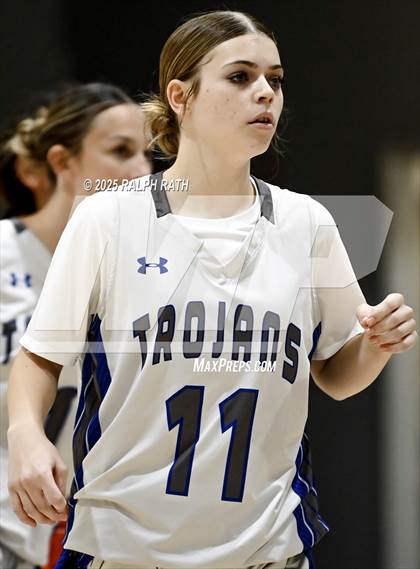 Thumbnail 3 in Orland vs. Marysville (Oroville Tournament) photogallery.