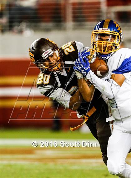 Thumbnail 3 in Santa Clara vs Gunderson (Levi's Stadium - Friday Night Lights) photogallery.