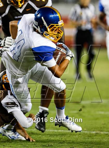 Thumbnail 3 in Santa Clara vs Gunderson (Levi's Stadium - Friday Night Lights) photogallery.