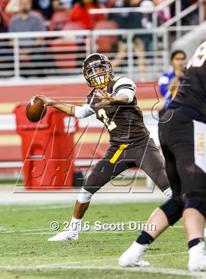 Thumbnail 1 in Santa Clara vs Gunderson (Levi's Stadium - Friday Night Lights) photogallery.