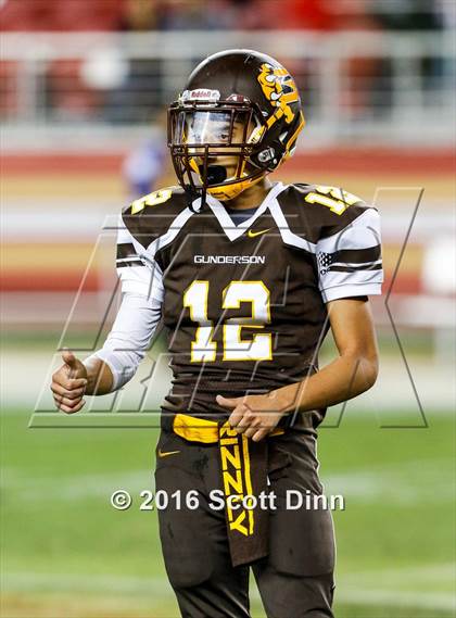 Thumbnail 3 in Santa Clara vs Gunderson (Levi's Stadium - Friday Night Lights) photogallery.