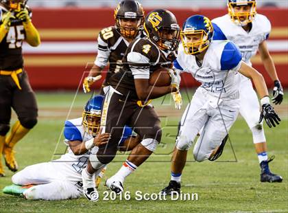 Thumbnail 3 in Santa Clara vs Gunderson (Levi's Stadium - Friday Night Lights) photogallery.