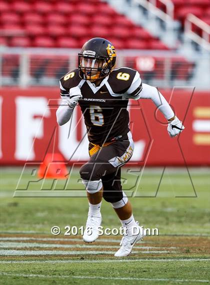 Thumbnail 3 in Santa Clara vs Gunderson (Levi's Stadium - Friday Night Lights) photogallery.