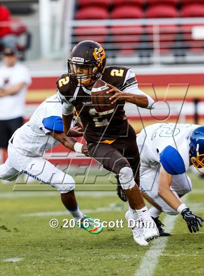 Thumbnail 3 in Santa Clara vs Gunderson (Levi's Stadium - Friday Night Lights) photogallery.
