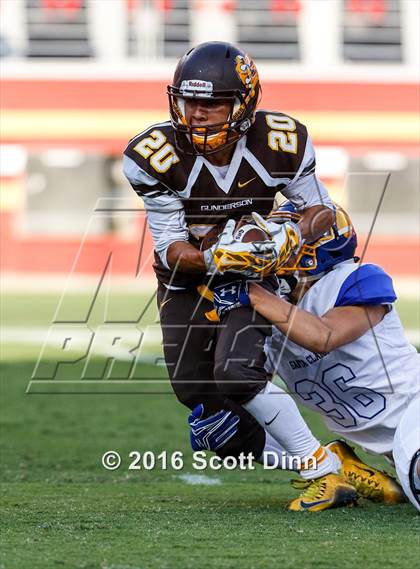 Thumbnail 3 in Santa Clara vs Gunderson (Levi's Stadium - Friday Night Lights) photogallery.