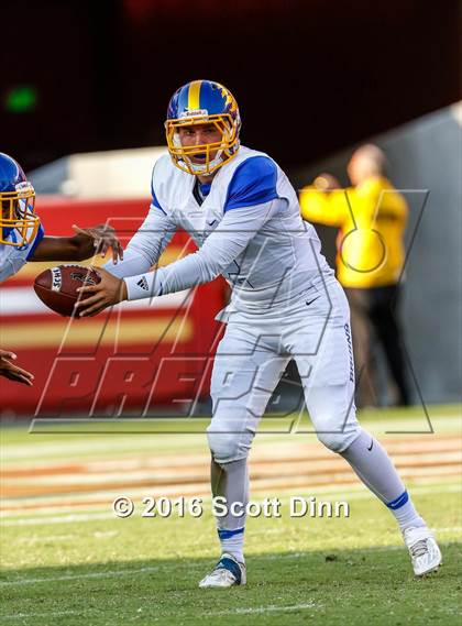 Thumbnail 2 in Santa Clara vs Gunderson (Levi's Stadium - Friday Night Lights) photogallery.