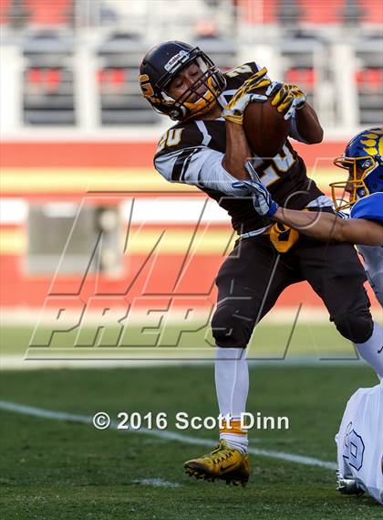 Thumbnail 3 in Santa Clara vs Gunderson (Levi's Stadium - Friday Night Lights) photogallery.
