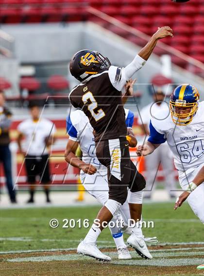 Thumbnail 3 in Santa Clara vs Gunderson (Levi's Stadium - Friday Night Lights) photogallery.