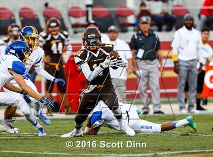 Thumbnail 1 in Santa Clara vs Gunderson (Levi's Stadium - Friday Night Lights) photogallery.