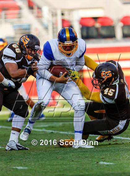 Thumbnail 3 in Santa Clara vs Gunderson (Levi's Stadium - Friday Night Lights) photogallery.
