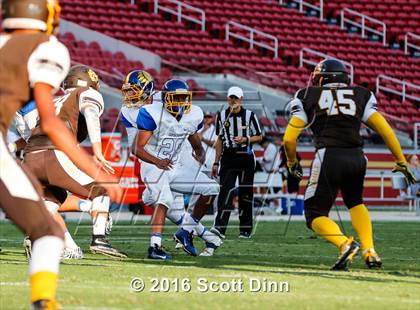 Thumbnail 2 in Santa Clara vs Gunderson (Levi's Stadium - Friday Night Lights) photogallery.