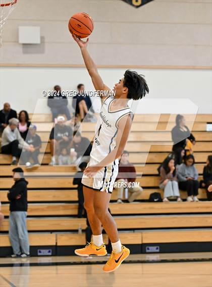 Thumbnail 3 in Las Lomas vs. Archbishop Mitty (Bishop O'Dowd Thanksgiving Showcase) photogallery.