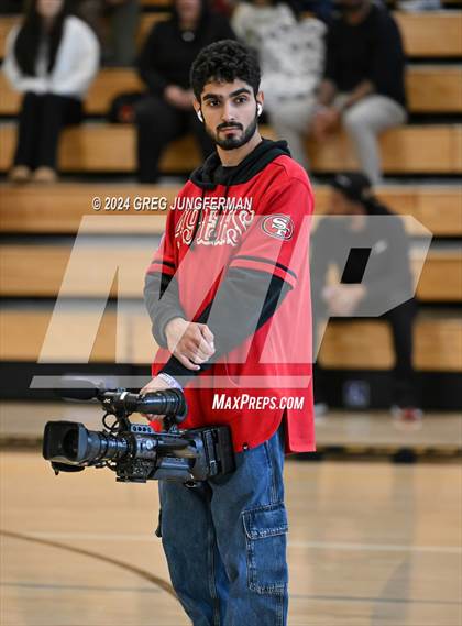 Thumbnail 2 in Las Lomas vs. Archbishop Mitty (Bishop O'Dowd Thanksgiving Showcase) photogallery.