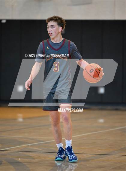Thumbnail 3 in Las Lomas vs. Archbishop Mitty (Bishop O'Dowd Thanksgiving Showcase) photogallery.