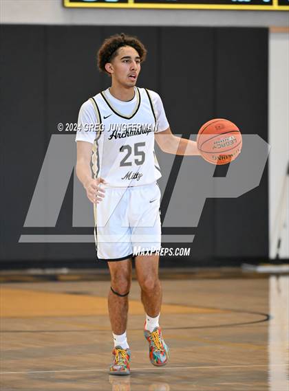 Thumbnail 3 in Las Lomas vs. Archbishop Mitty (Bishop O'Dowd Thanksgiving Showcase) photogallery.
