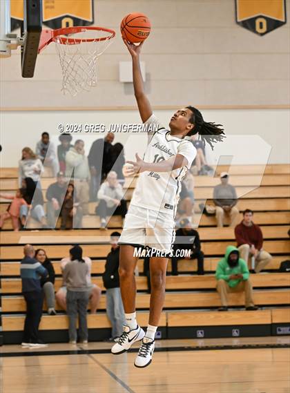 Thumbnail 3 in Las Lomas vs. Archbishop Mitty (Bishop O'Dowd Thanksgiving Showcase) photogallery.
