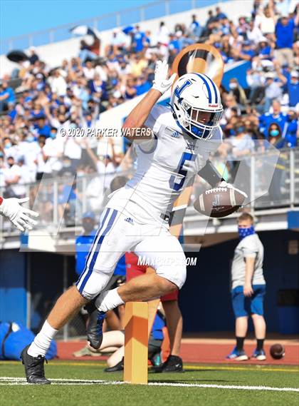 Thumbnail 1 in Jesuit @ Archbishop Rummel photogallery.