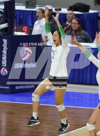 Thumbnail 3 in Woodland Park vs. Niwot (CHSAA 4A 1st Round) photogallery.