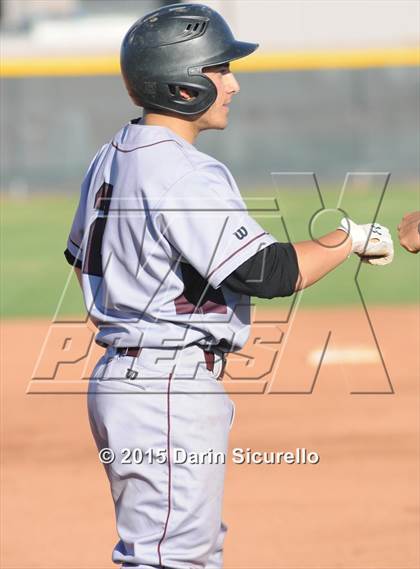 Thumbnail 2 in Desert Mountain vs Mountain View (Desert Vista Invitational) photogallery.