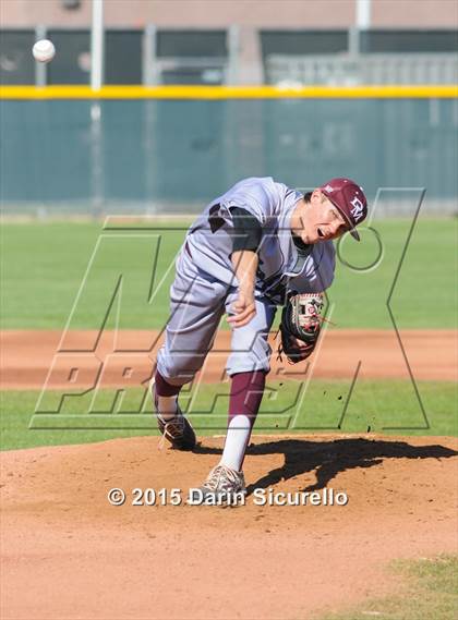 Thumbnail 3 in Desert Mountain vs Mountain View (Desert Vista Invitational) photogallery.