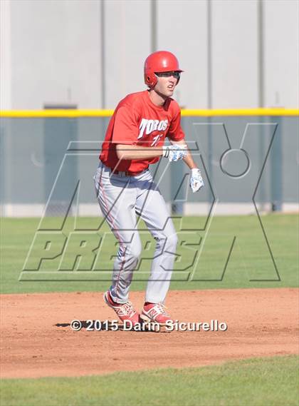 Thumbnail 1 in Desert Mountain vs Mountain View (Desert Vista Invitational) photogallery.