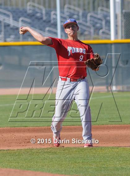 Thumbnail 1 in Desert Mountain vs Mountain View (Desert Vista Invitational) photogallery.