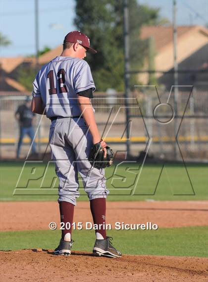 Thumbnail 2 in Desert Mountain vs Mountain View (Desert Vista Invitational) photogallery.