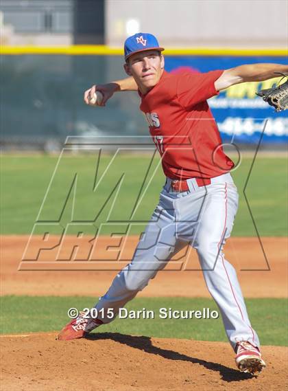 Thumbnail 2 in Desert Mountain vs Mountain View (Desert Vista Invitational) photogallery.