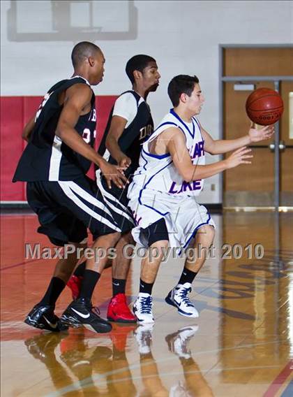 Thumbnail 1 in Dobie [J. Frank] Sophomore vs Clear Lake Sophomore photogallery.