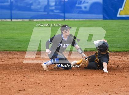 Thumbnail 3 in Hixson vs White Plains photogallery.