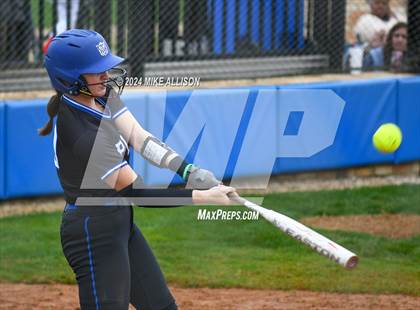 Thumbnail 2 in Hixson vs White Plains photogallery.