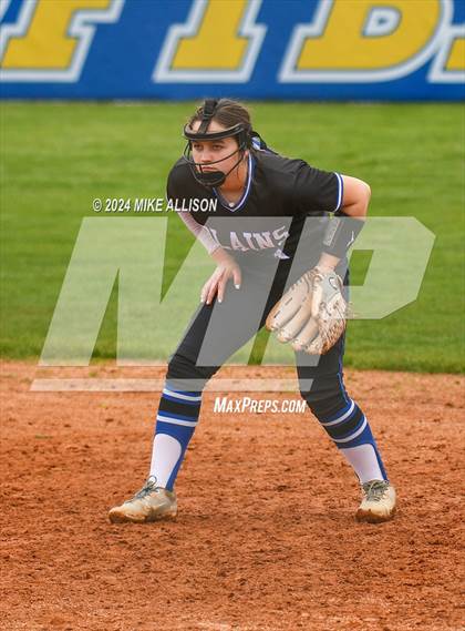 Thumbnail 3 in Hixson vs White Plains photogallery.