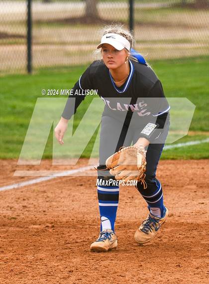 Thumbnail 1 in Hixson vs White Plains photogallery.