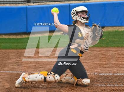 Thumbnail 2 in Hixson vs White Plains photogallery.
