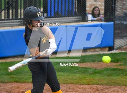 Thumbnail 1 in Hixson vs White Plains photogallery.