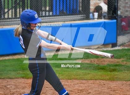Thumbnail 3 in Hixson vs White Plains photogallery.