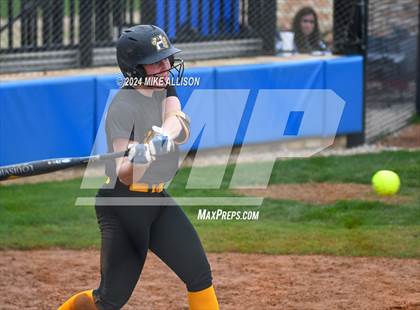 Thumbnail 1 in Hixson vs White Plains photogallery.