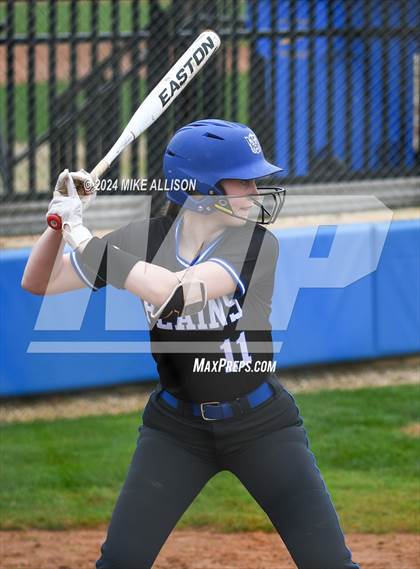 Thumbnail 3 in Hixson vs White Plains photogallery.