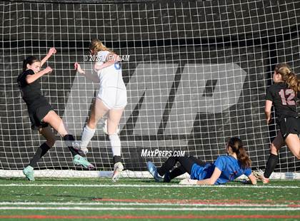 Thumbnail 3 in Marin Academy vs. Foothill (CIF NCS Division 2 Quarterfinals) photogallery.
