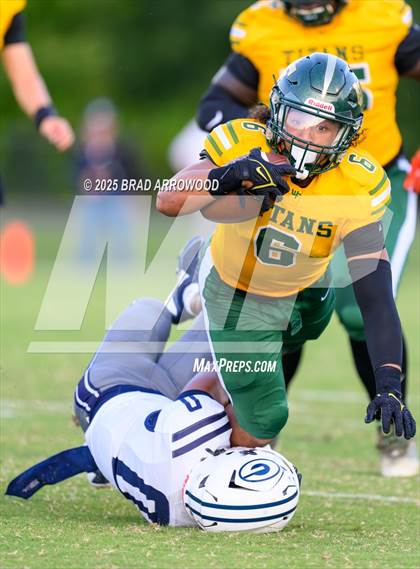 Thumbnail 1 in Grimsley @ West Forsyth photogallery.