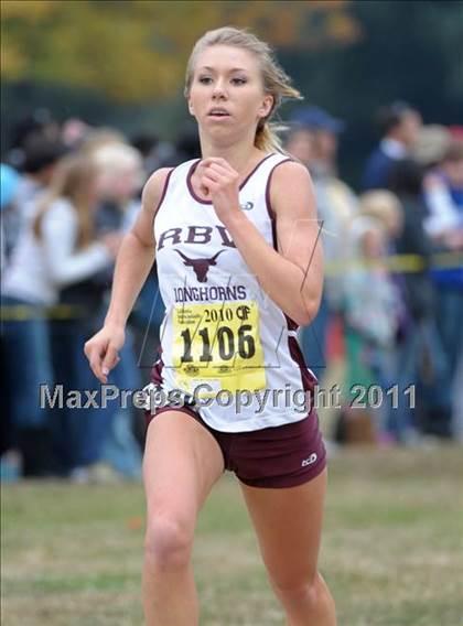 Thumbnail 1 in CIF State Cross Country Championships photogallery.