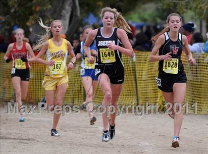Thumbnail 1 in CIF State Cross Country Championships photogallery.