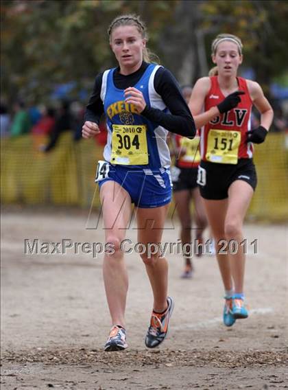 Thumbnail 3 in CIF State Cross Country Championships photogallery.