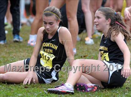 Thumbnail 2 in CIF State Cross Country Championships photogallery.