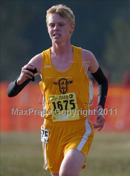 Thumbnail 1 in CIF State Cross Country Championships photogallery.