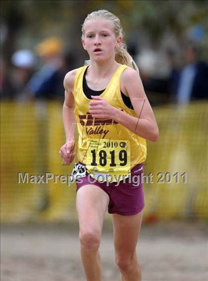 Thumbnail 2 in CIF State Cross Country Championships photogallery.