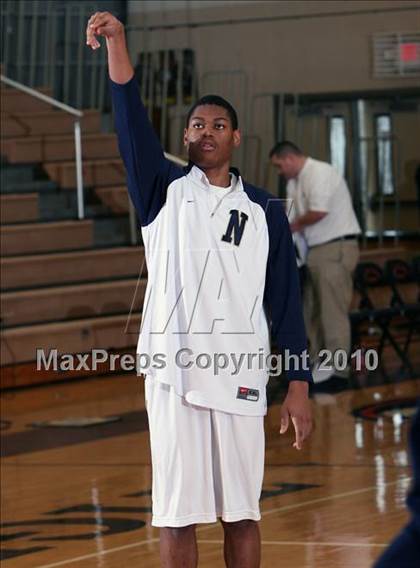 Thumbnail 1 in Iona Prep vs Newburgh (Harry Jefferson Holiday Showcase) photogallery.