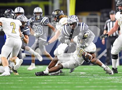 Thumbnail 3 in Pleasant Grove vs. West Orange-Stark (UIL 4A Division 2 Final) photogallery.