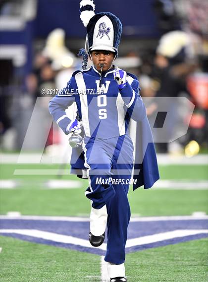 Thumbnail 2 in Pleasant Grove vs. West Orange-Stark (UIL 4A Division 2 Final) photogallery.