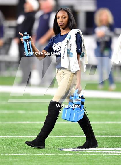 Thumbnail 3 in Pleasant Grove vs. West Orange-Stark (UIL 4A Division 2 Final) photogallery.
